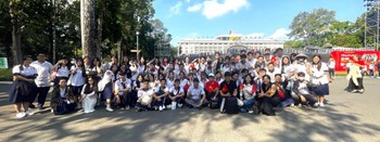 Hành trình về nguồn đầy cảm xúc: ngoại khóa tại dinh độc lập do tổ lịch sử tổ chức