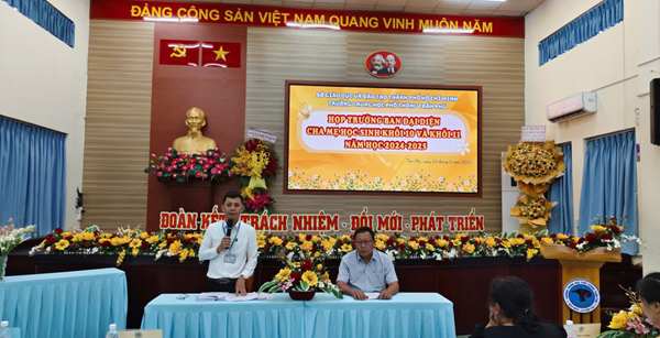 <a href="/tin-tuc/hop-truong-ban-dai-dien-cha-me-hoc-sinh-khoi-10-va-khoi-11-nam-hoc-2024-2025/ct/96417/529458">Họp Trưởng ban Đại diện cha mẹ học sinh khối<span class=bacham>...</span></a>