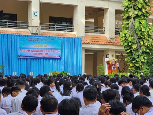 CHUYÊN ĐỀ:  TUYÊN TRUYỀN TÁC HẠI CỦA THUỐC LÁ VÀ CÁC TỆ NẠN XÃ HỘI KHÁC năm học 2024 -2025 